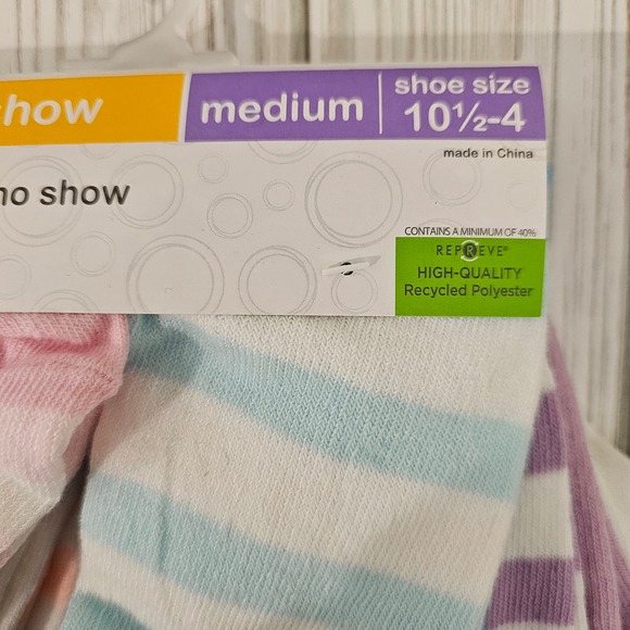 Girl's Socks Size 10.5 to 4 - Picture 2 of 2